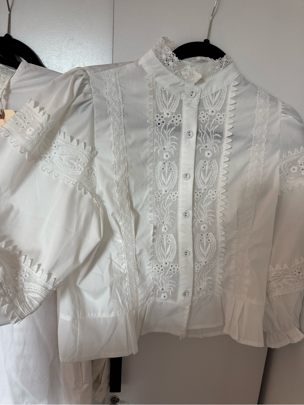(Re-poshing) White Eyelet Lace Victorian-Inspired Button Front Blouse - Cotton